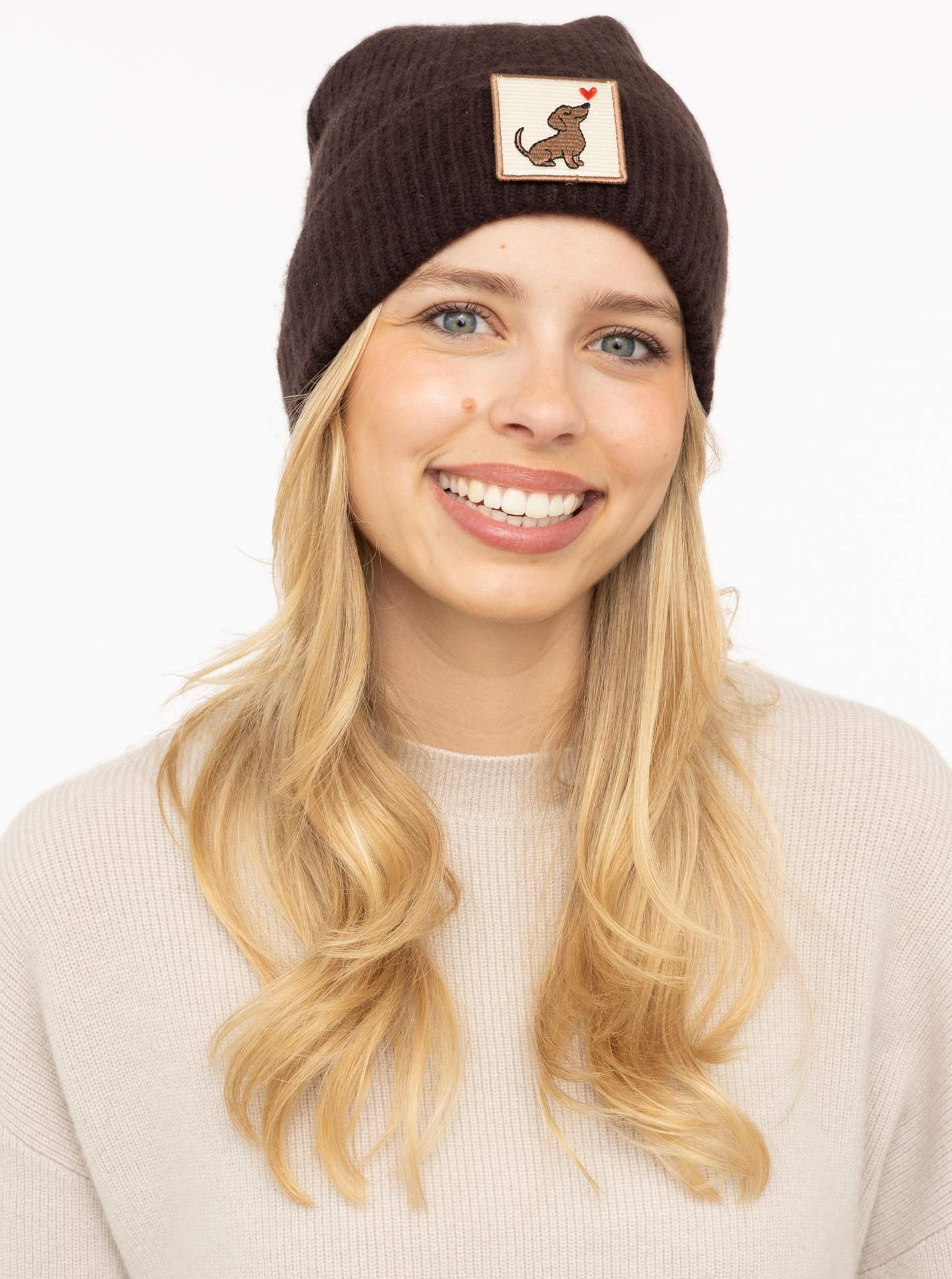 100% Cashmere Umschlagmütze "DOG Love Patch"