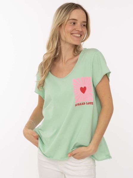 T-Shirt "Spread Love"